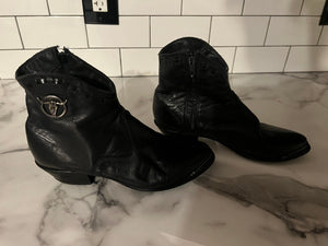 Vintage black Capezio short boots 6.5M