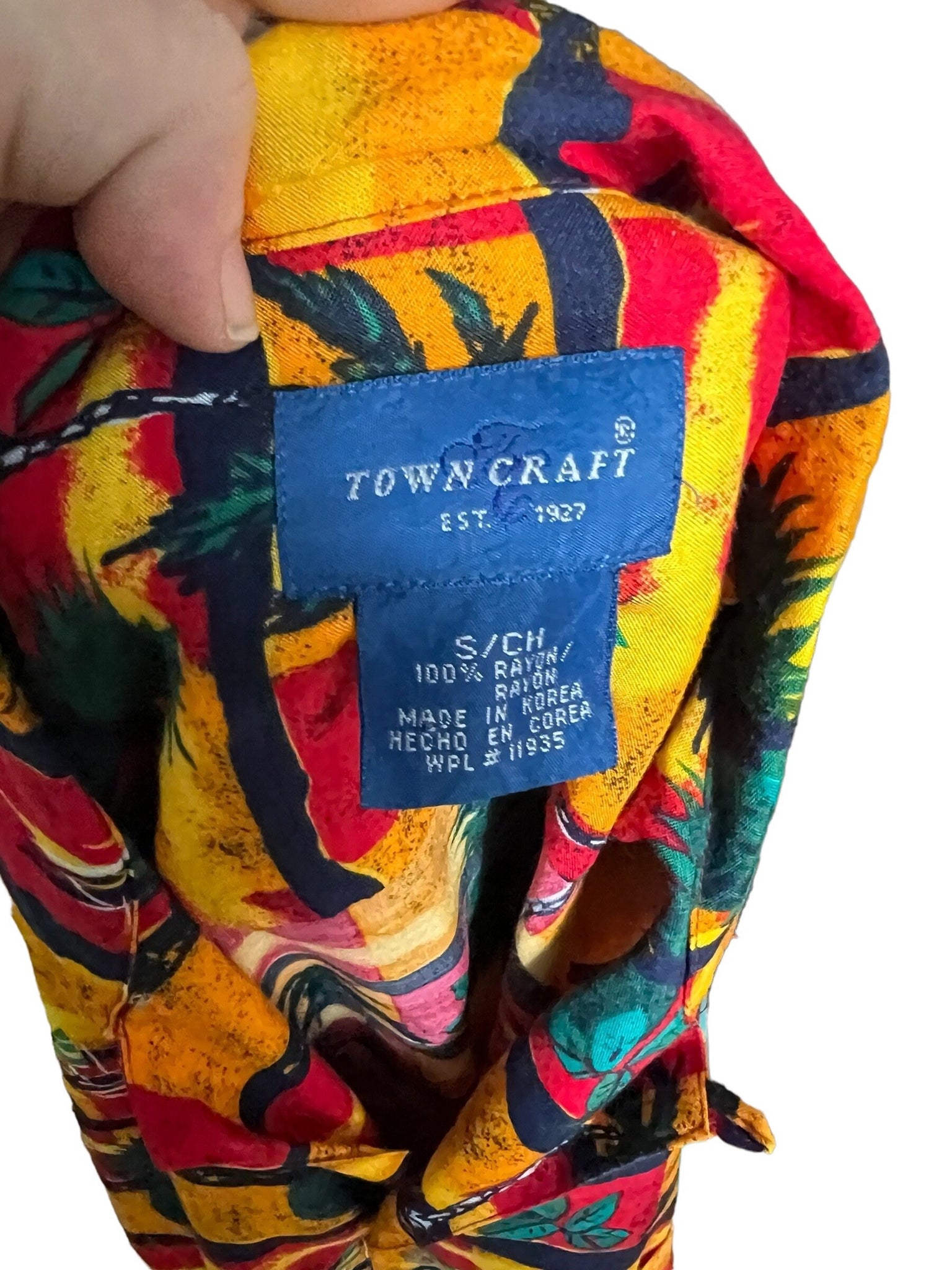 vintage 80’s tribal short button up S Towncraft