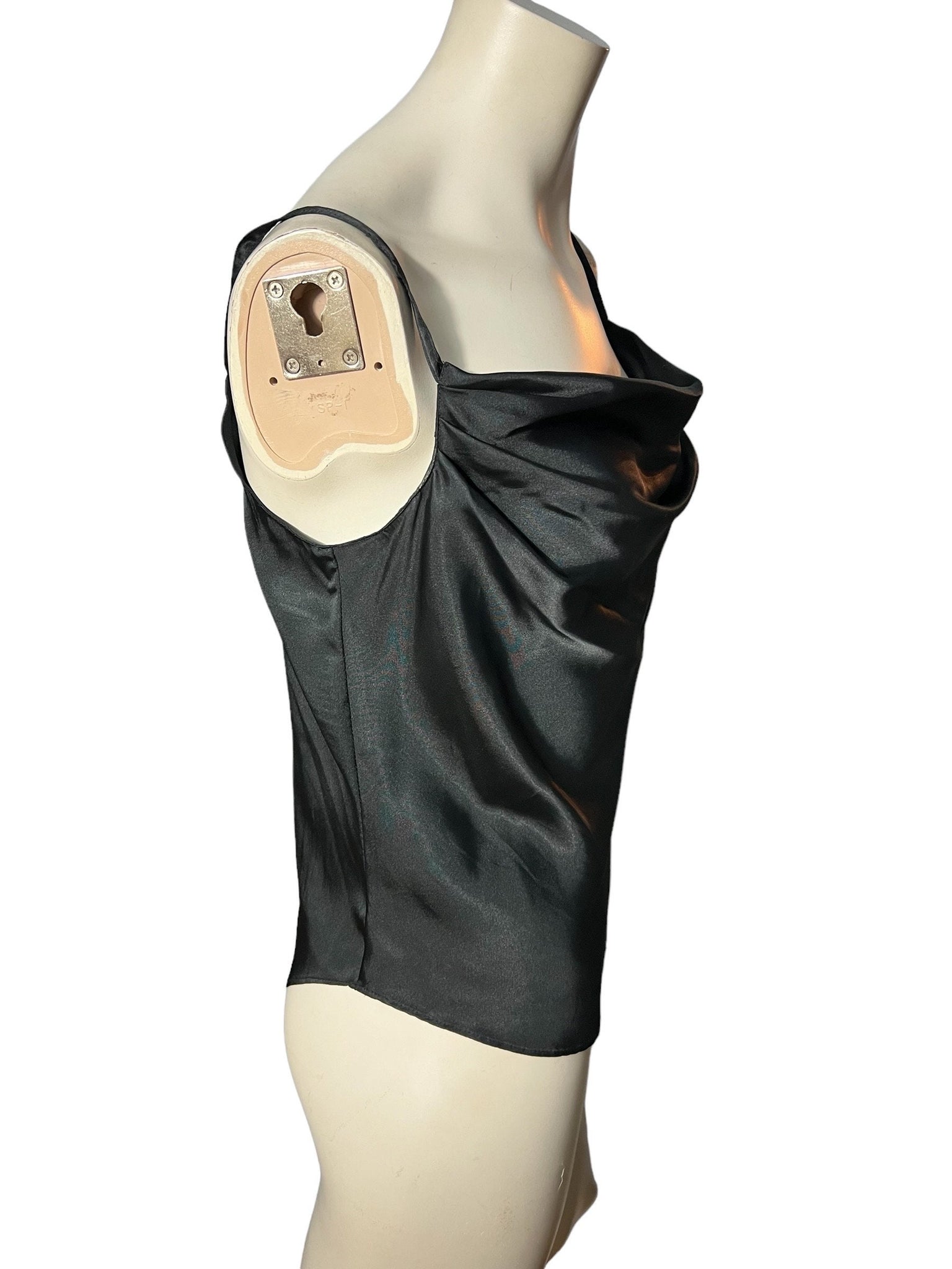 vintage black 80's tank top M First Glance