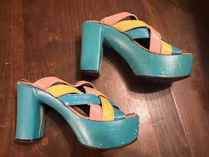 Vintage 70's platform shoes sz 7 NEED WORK