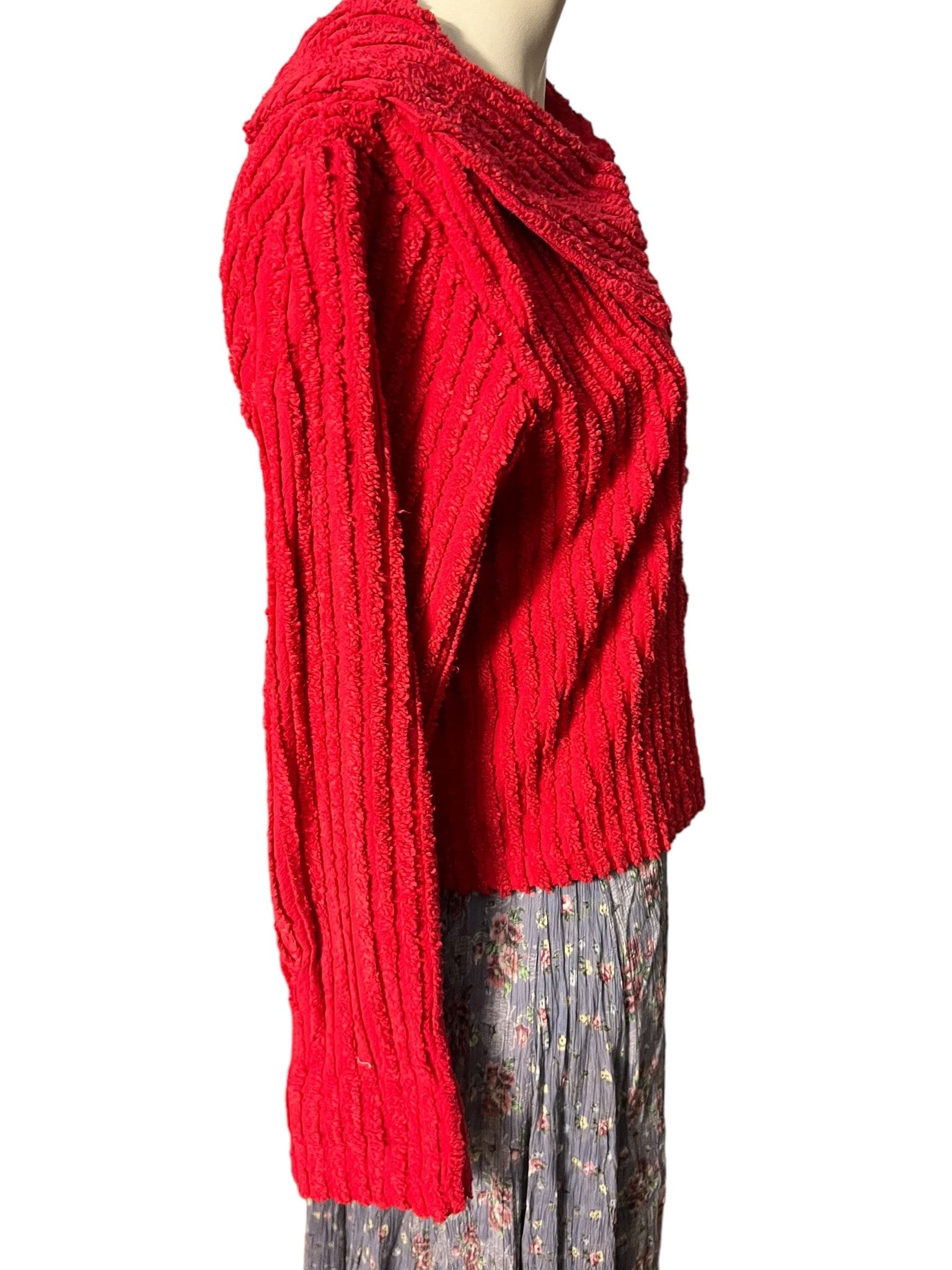 Vintage red chenille jacket M Peaches