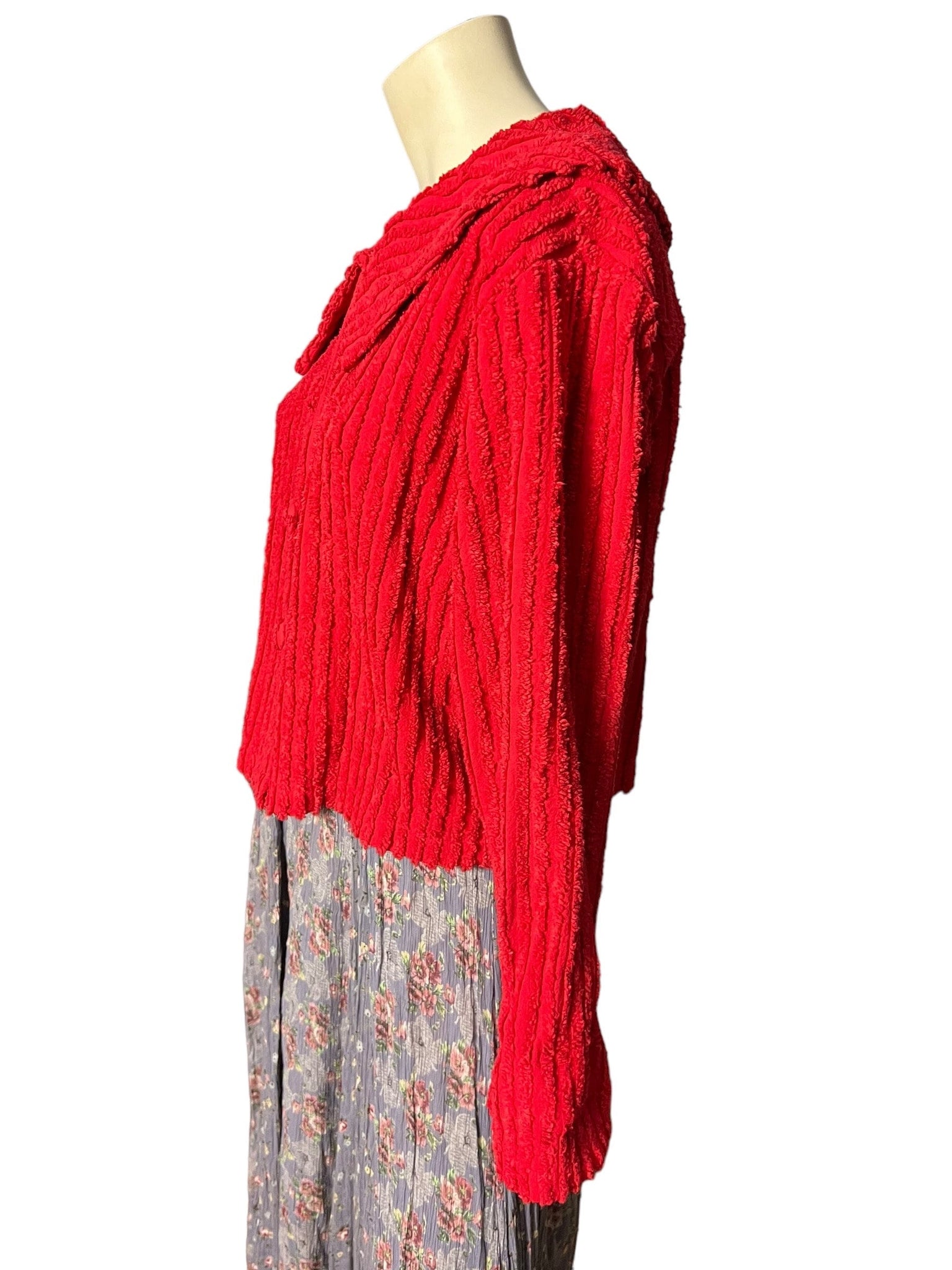 Vintage red chenille jacket M Peaches