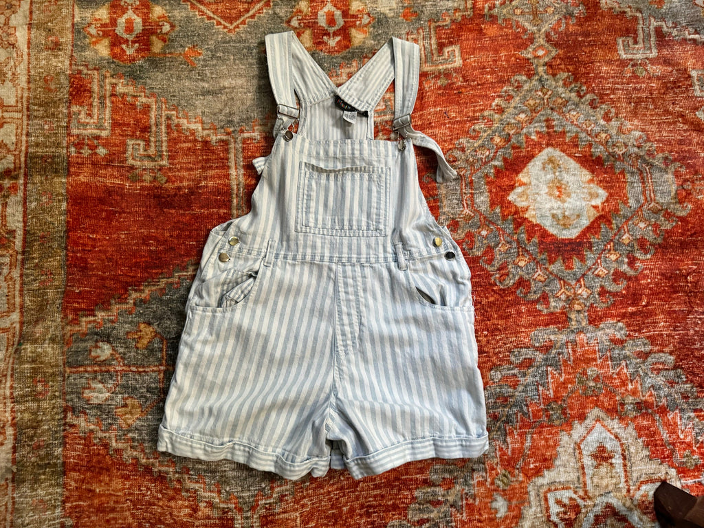 Vintage 90's overall shorts L Pinot Noir