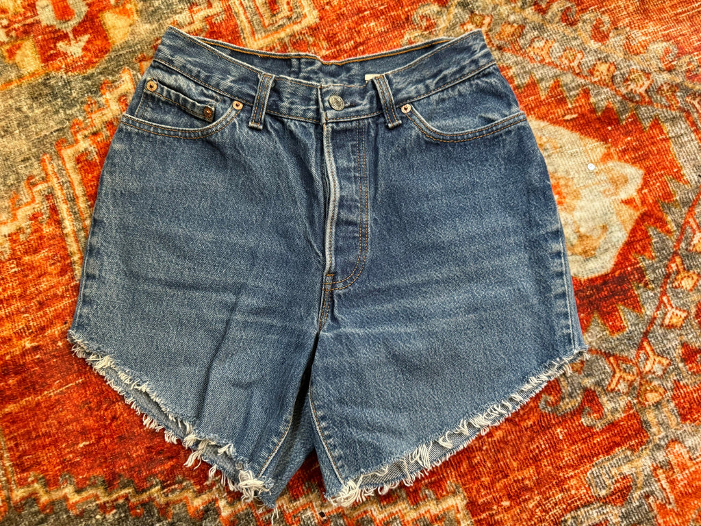 Vintage Levi's Jean shorts 11 M