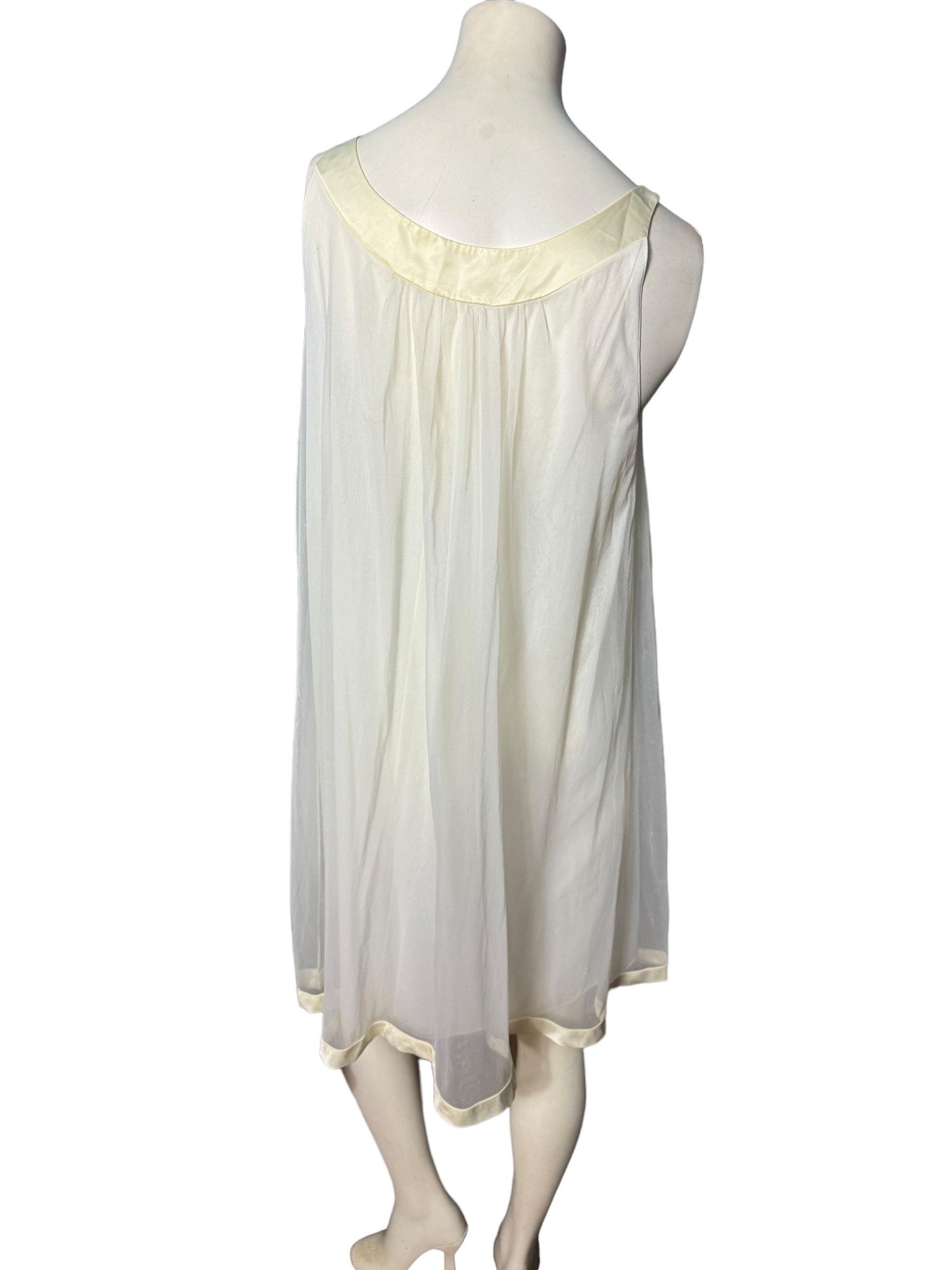 Vintage 60's babydoll nightgown S Atremis Gossard