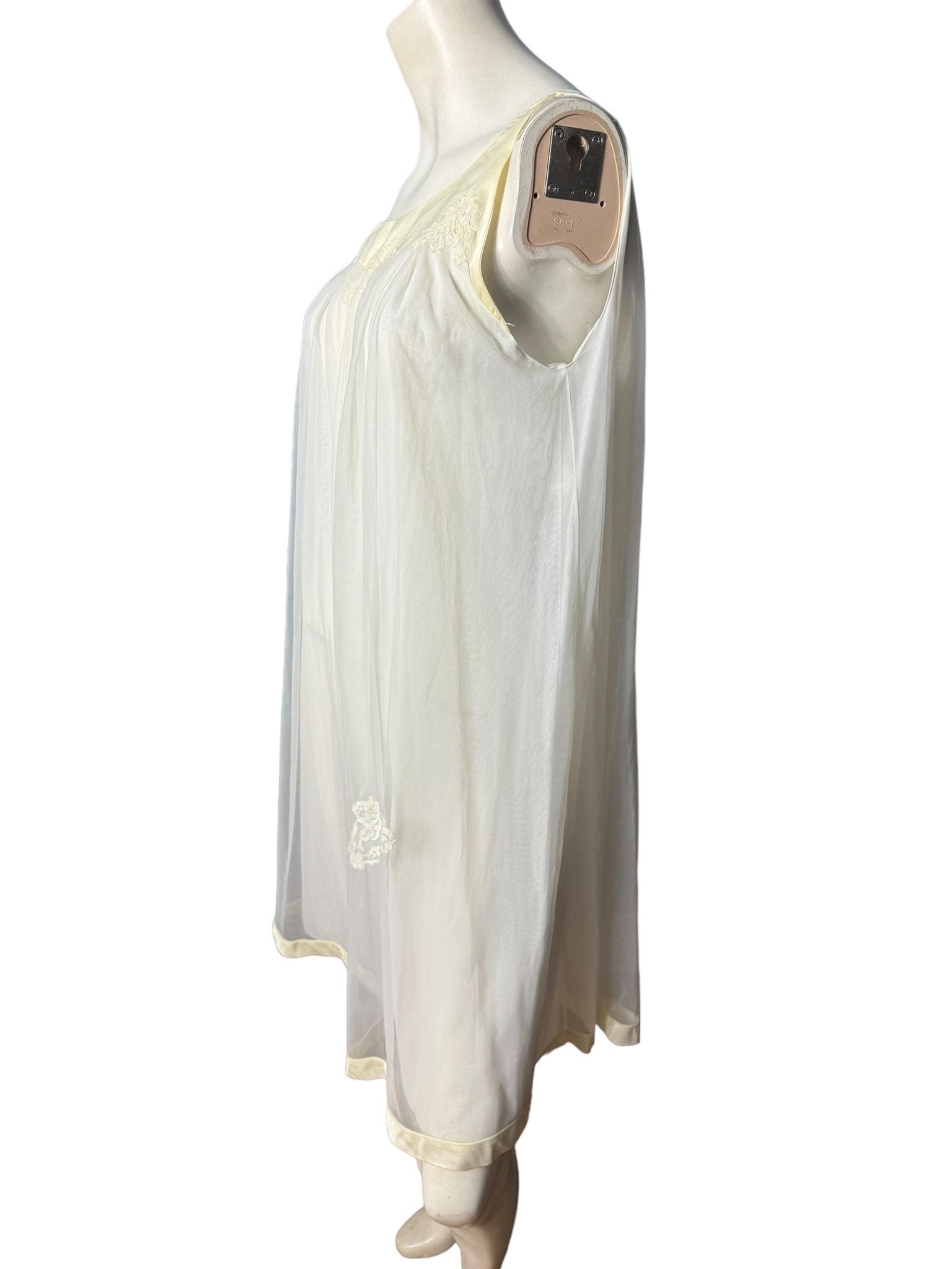 Vintage 60's babydoll nightgown S Atremis Gossard