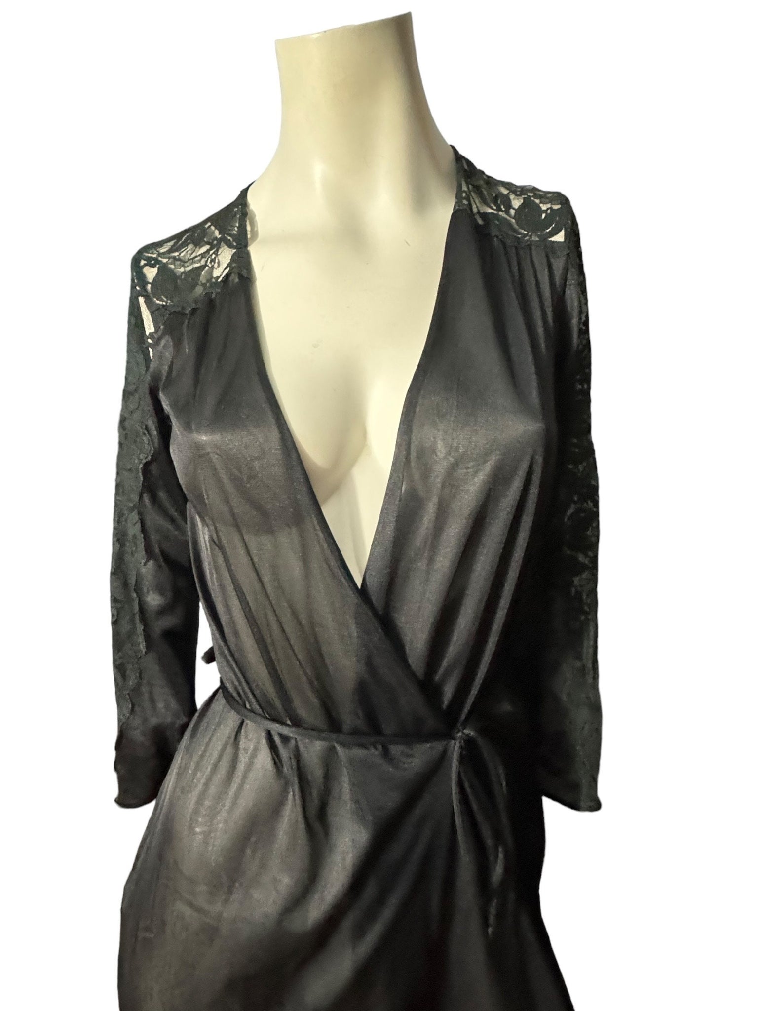 Vintage 70's Sears black robe XS