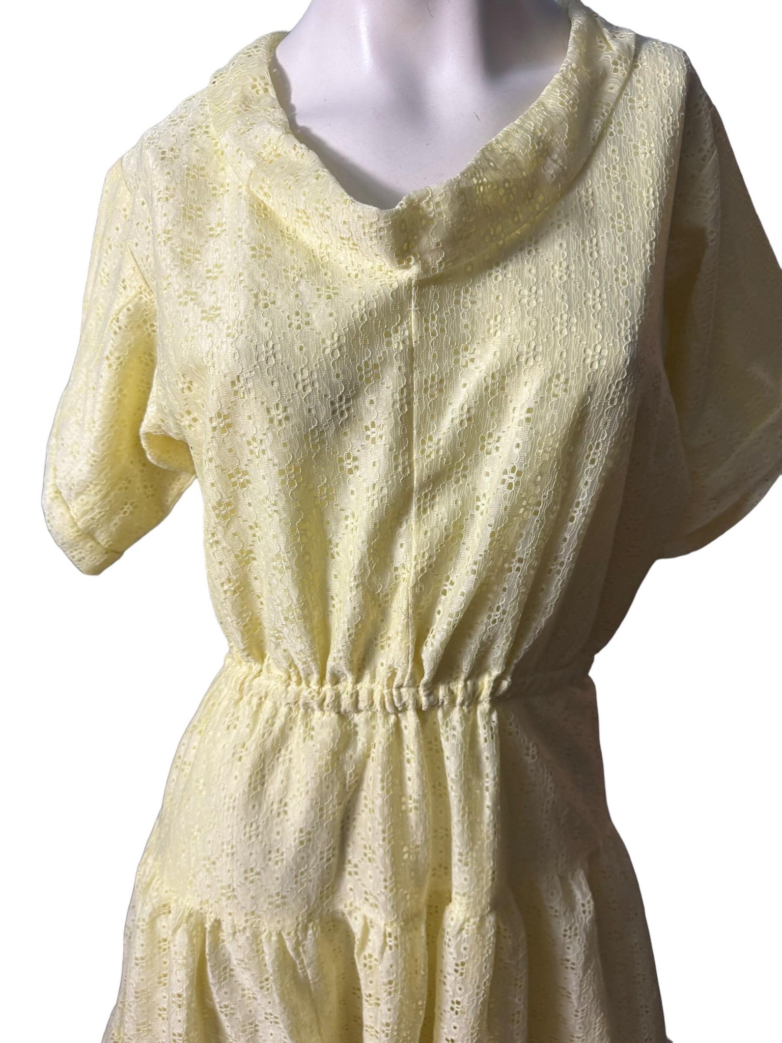 Vintage yellow prairie eyelet dress L full skirt