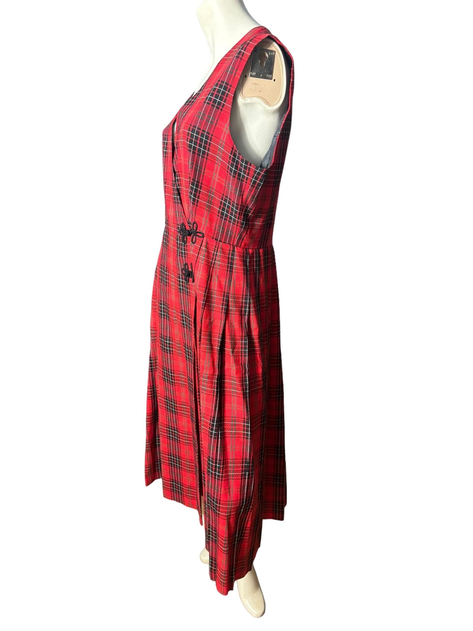 Vintage red plaid rayon wrap dress L Eagles Eye