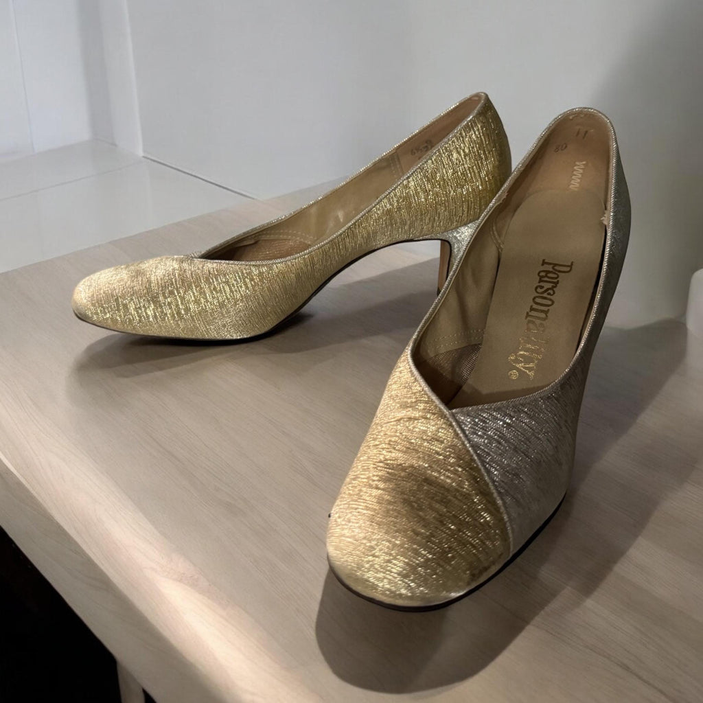 Vintage 60’s gold & silver heels shoes 6.5 AA