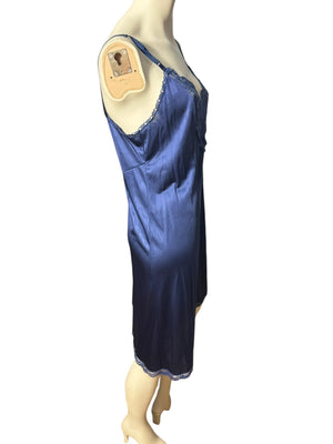 Vintage blue full slip 40 L Applause