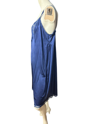 Vintage blue full slip 40 L Applause