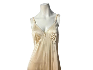 Vintage full beige slip 40 L Sears