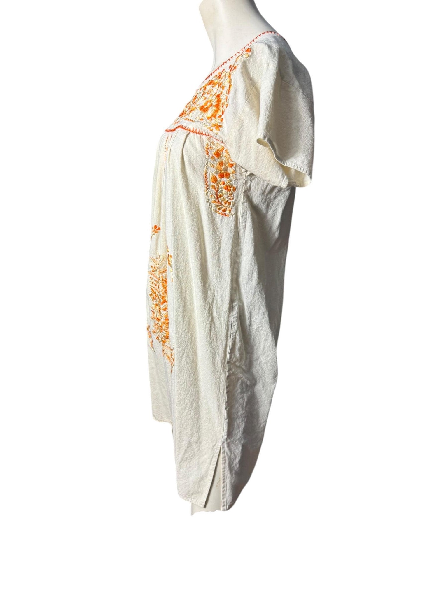 Vintage Mexican embroidered dress M