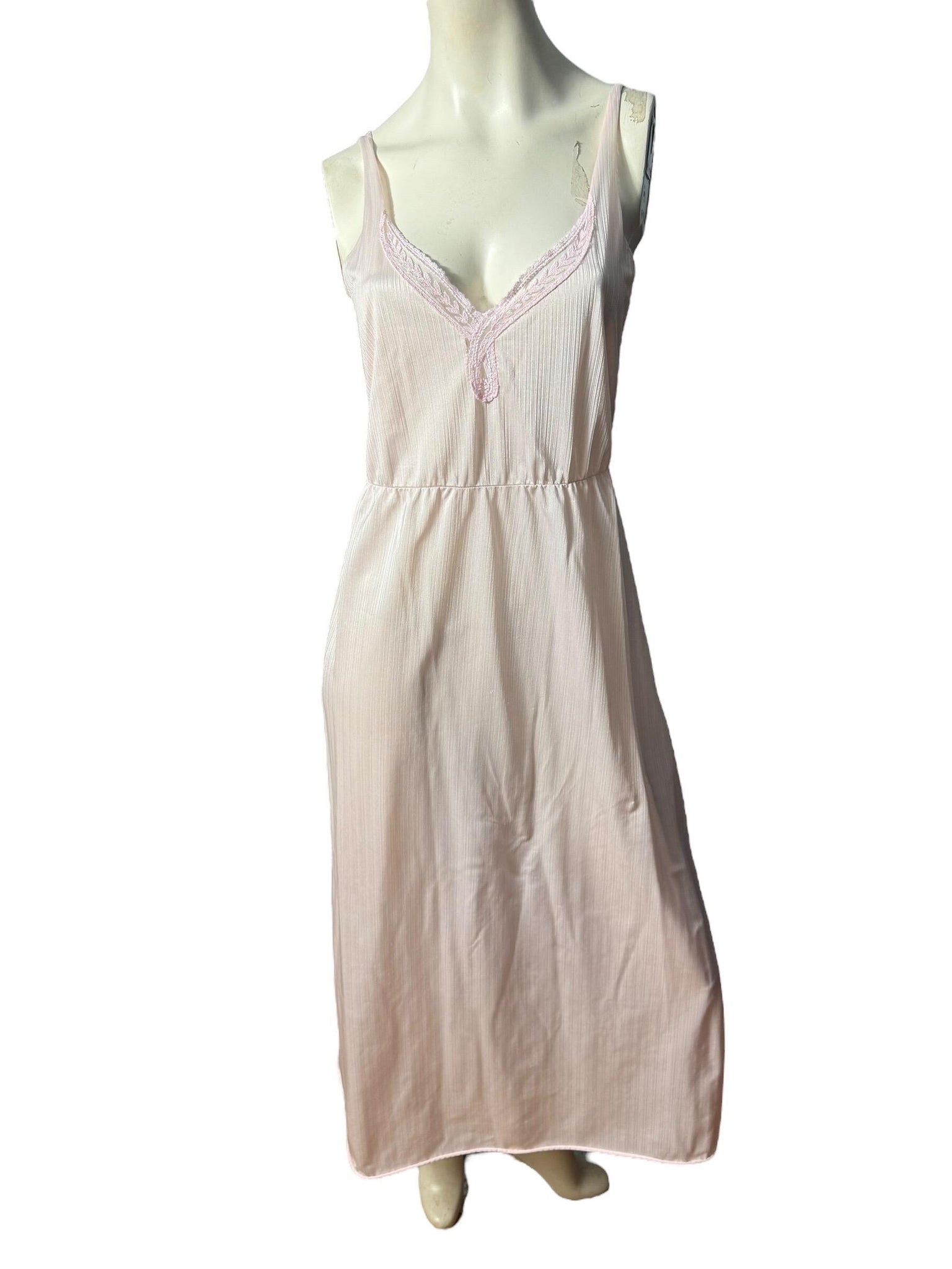 Vintage 70's long pink nightgown M
