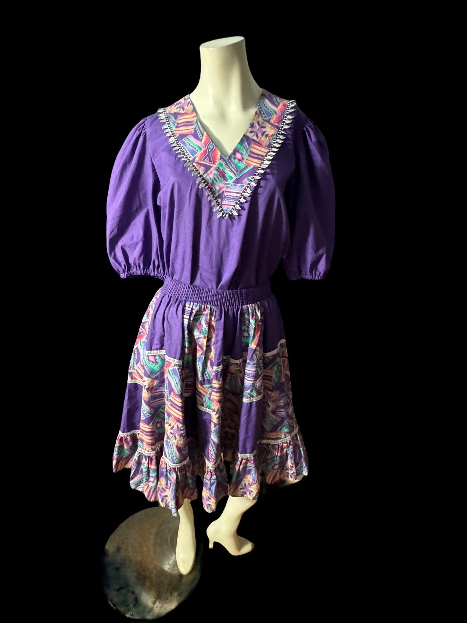 Vintage Malco Modes purple print square dance set M