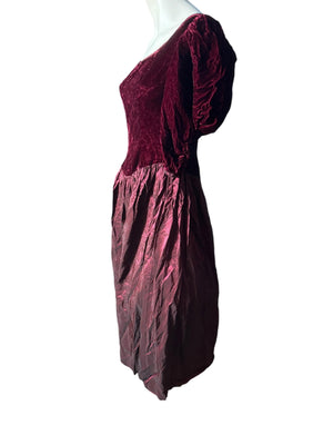 Vintage 70's maroon velvet prom dress JCPenney L