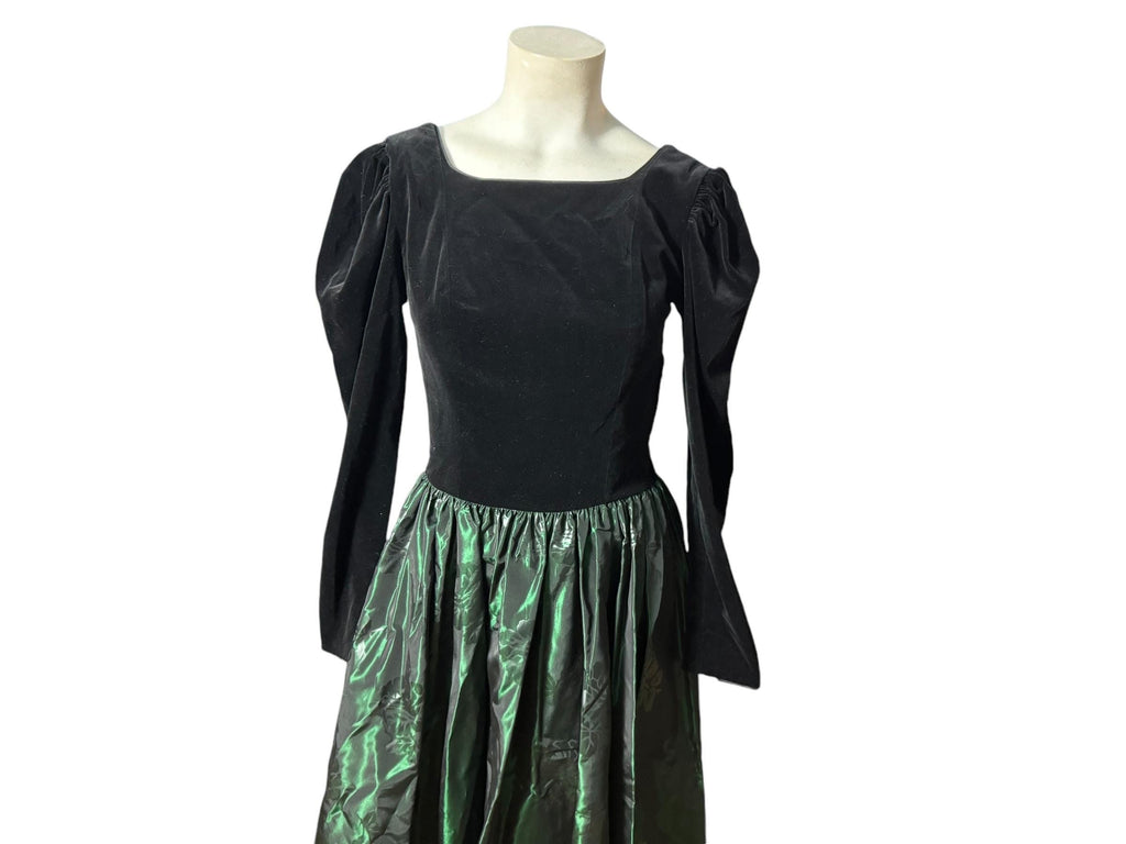 Vintage 80's Laura Ashley formal dress velvet 8