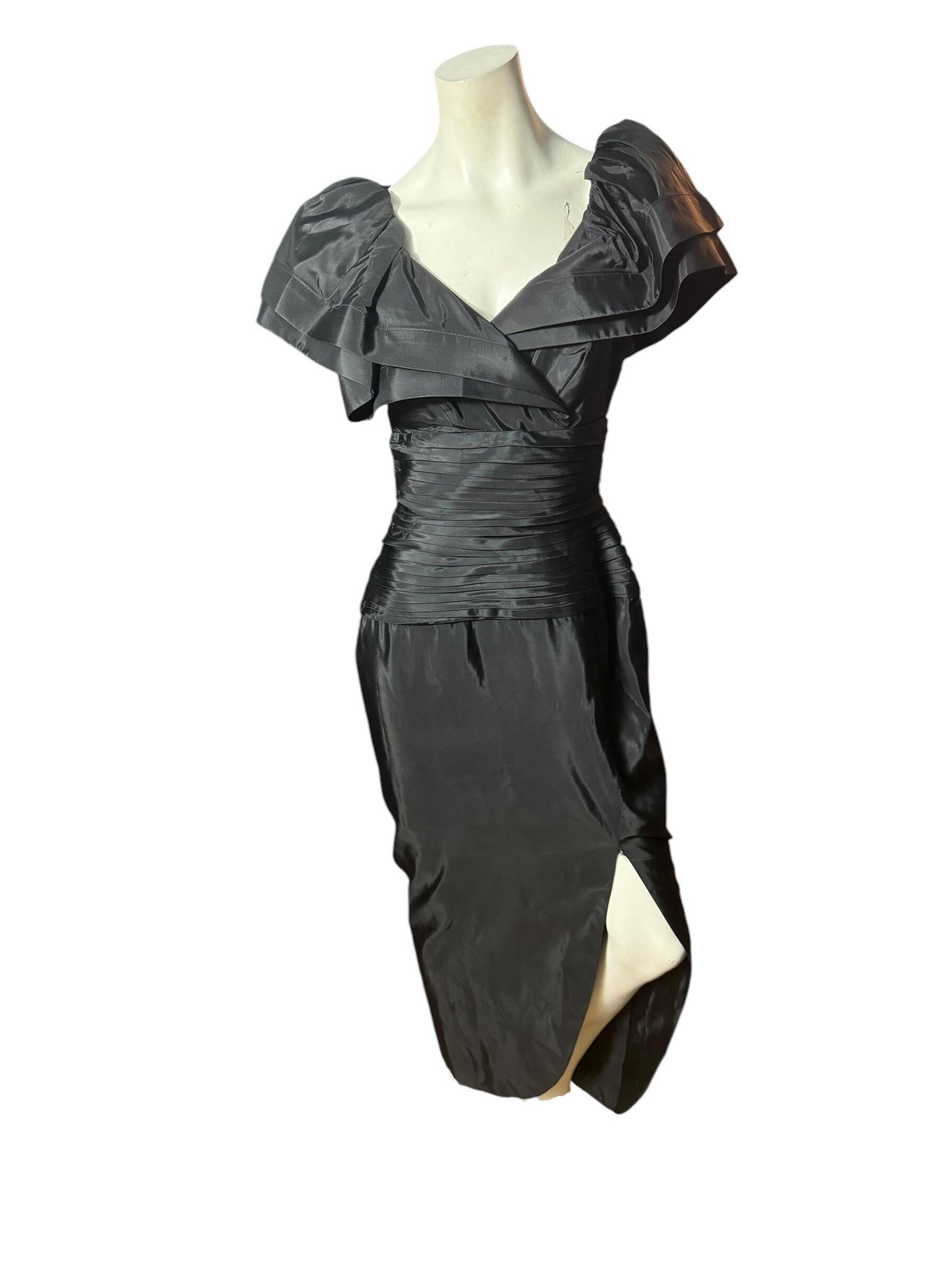 Vintage 80's black Tadashi ruffle evening dress 8
