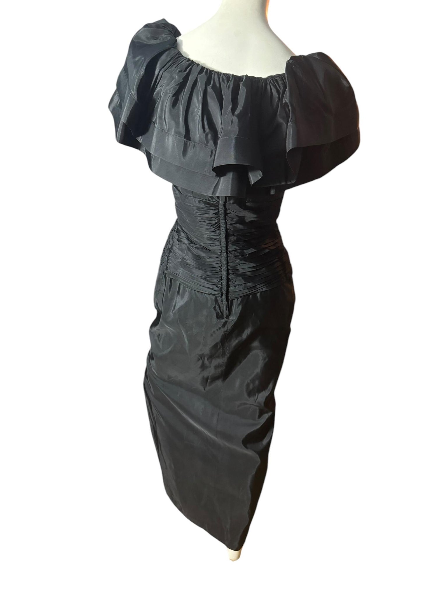 Vintage 80's black Tadashi ruffle evening dress 8