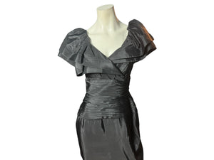 Vintage 80's black Tadashi ruffle evening dress 8