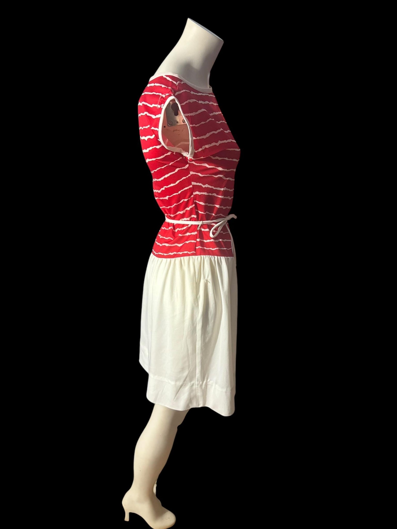 Vintage 70’s 80’s mini dress 8 Irresistible