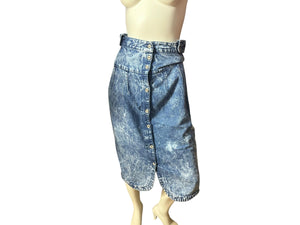 Vintage 80’s high waist stone washed jean skirt 6