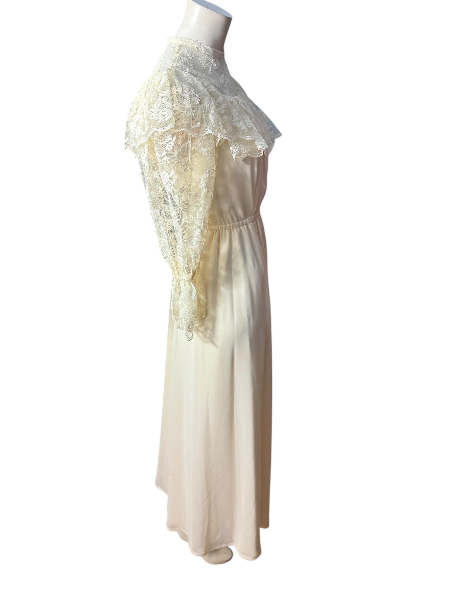 Vintage 70's prairie lace wedding dress S maxi