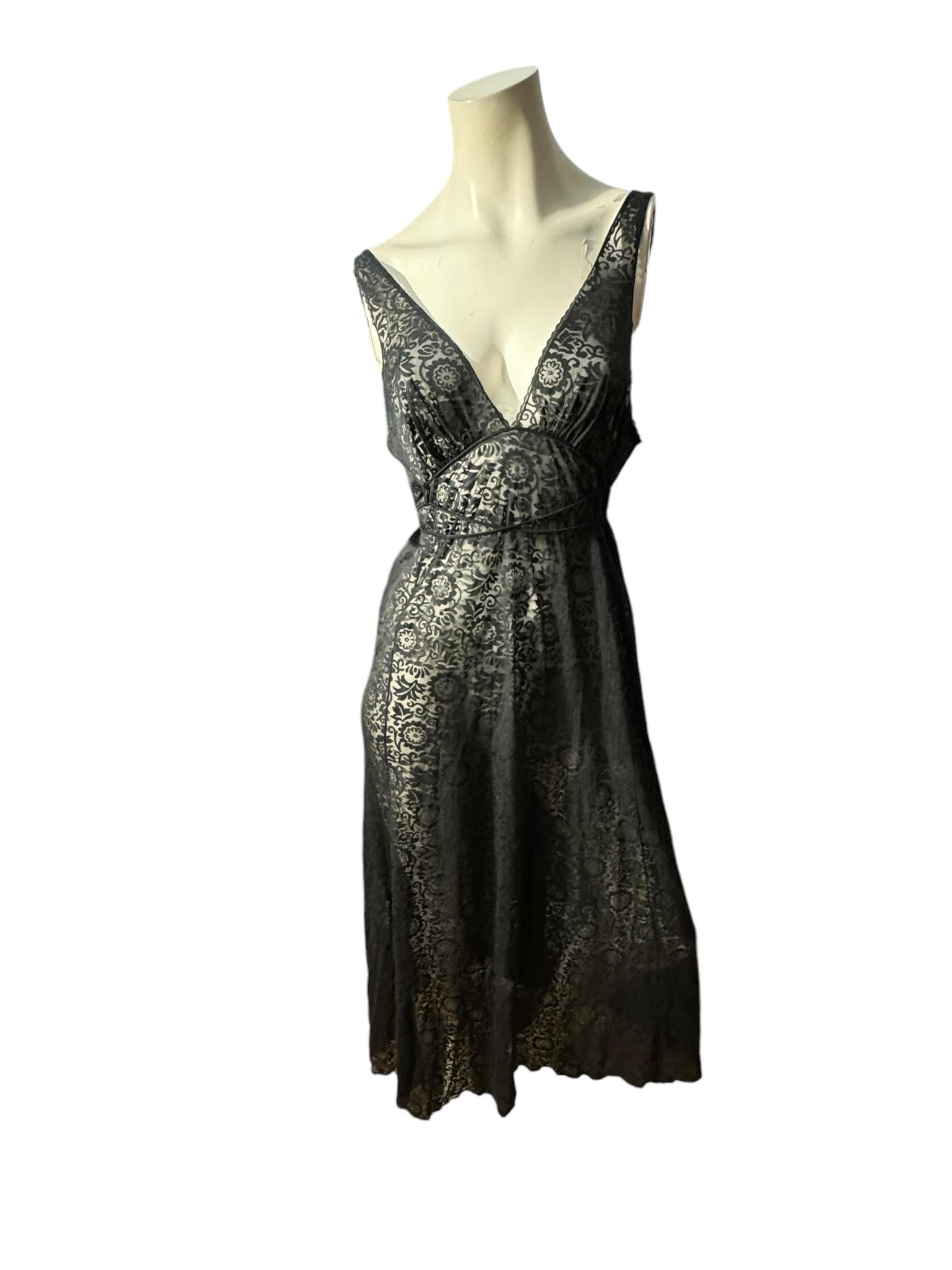 Vintage 60's sheer black nightgown 36 M Vassarette