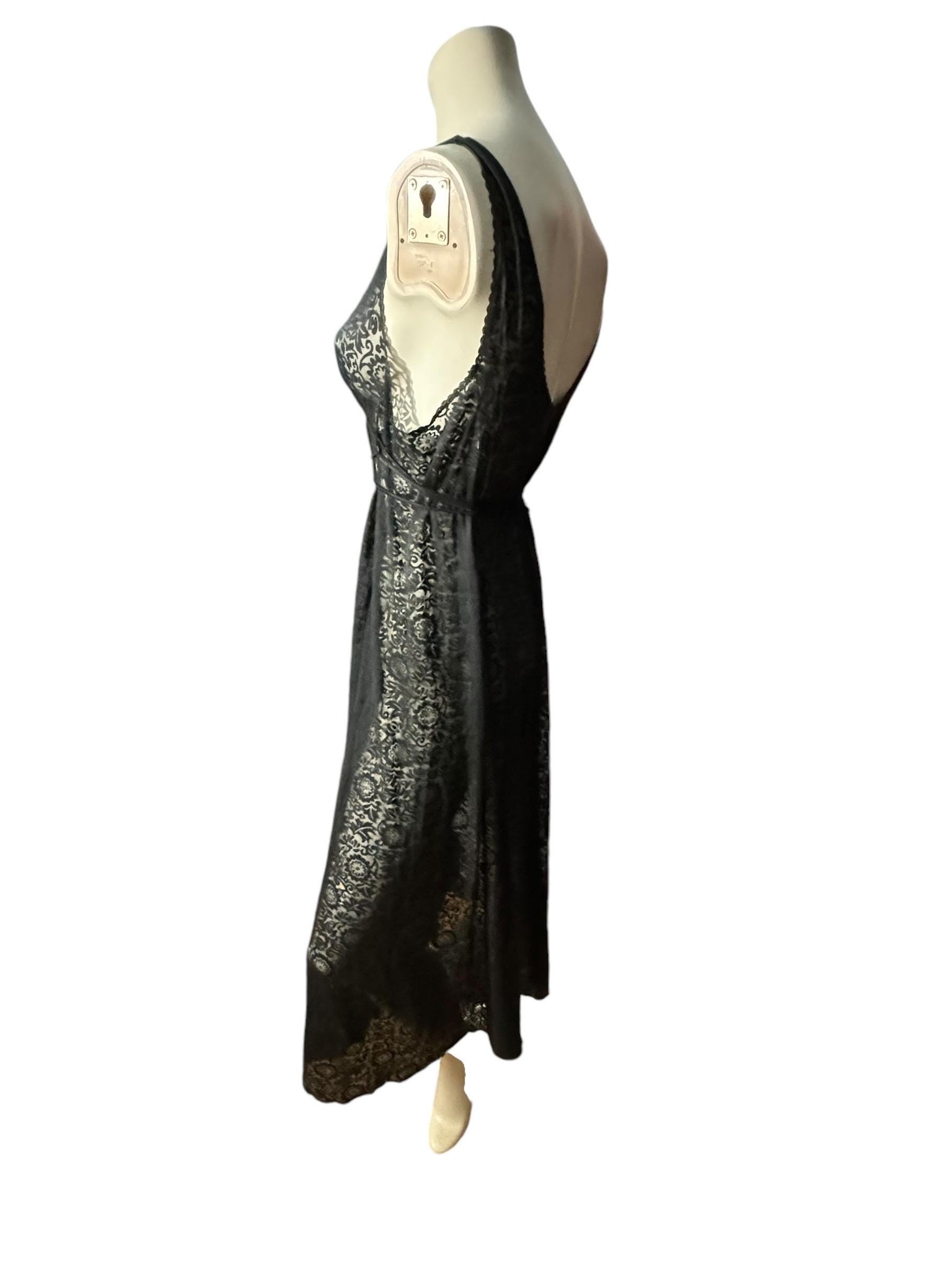 Vintage 60's sheer black nightgown 36 M Vassarette