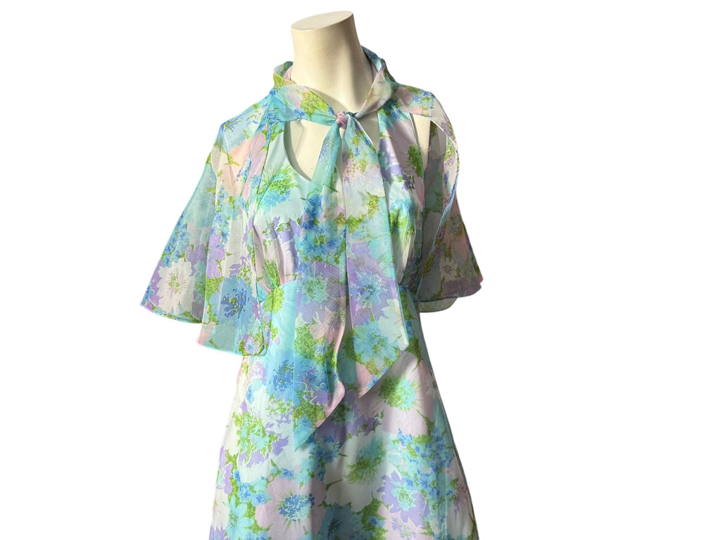 Vintage 70's floral maxi dress W/ cape M
