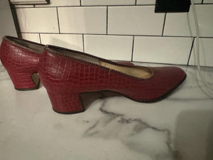 Vintage 60's red Mr Herbert pumps 9.5 B