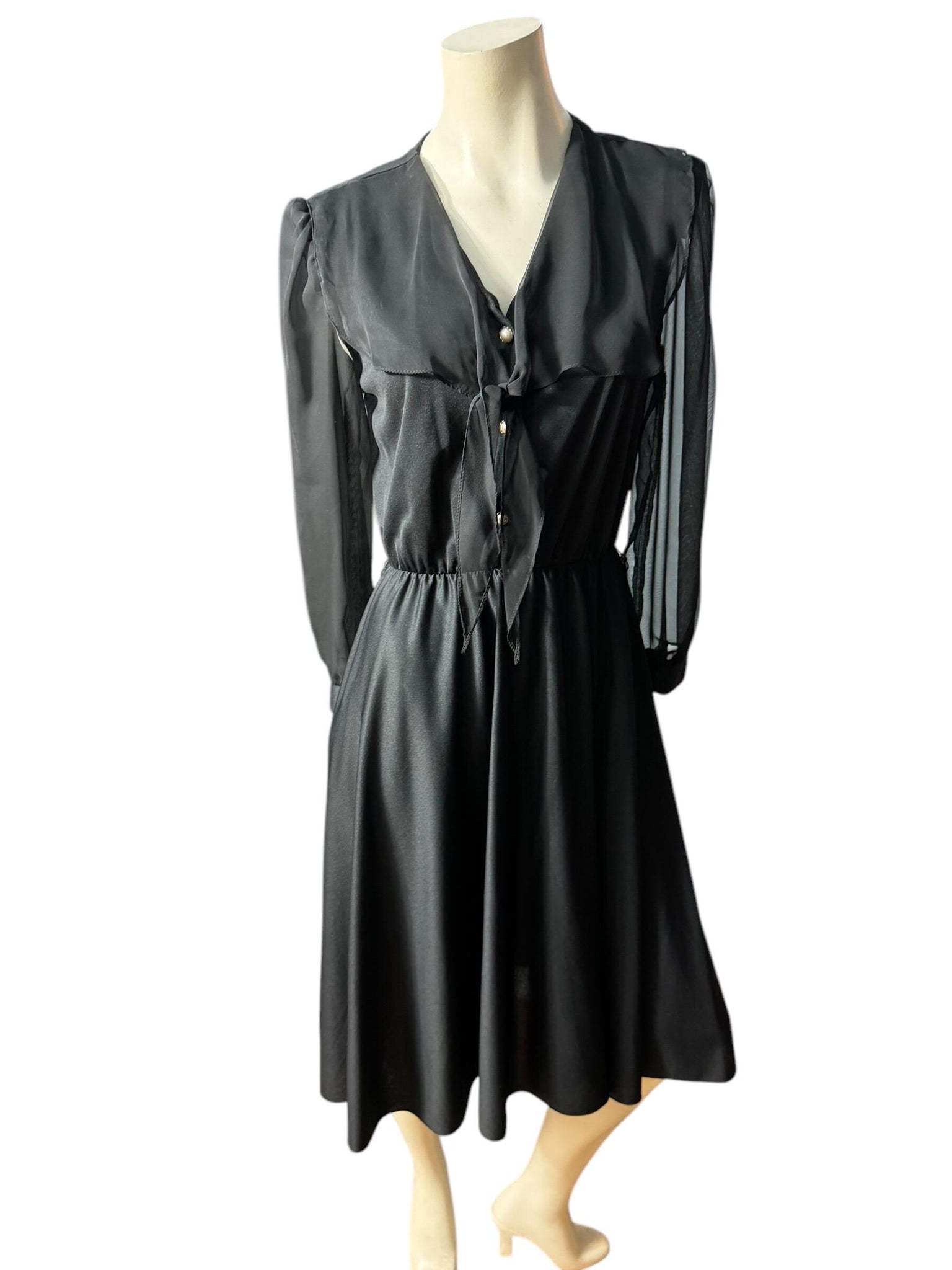 Vintage 70's black dress M L Whirl Away