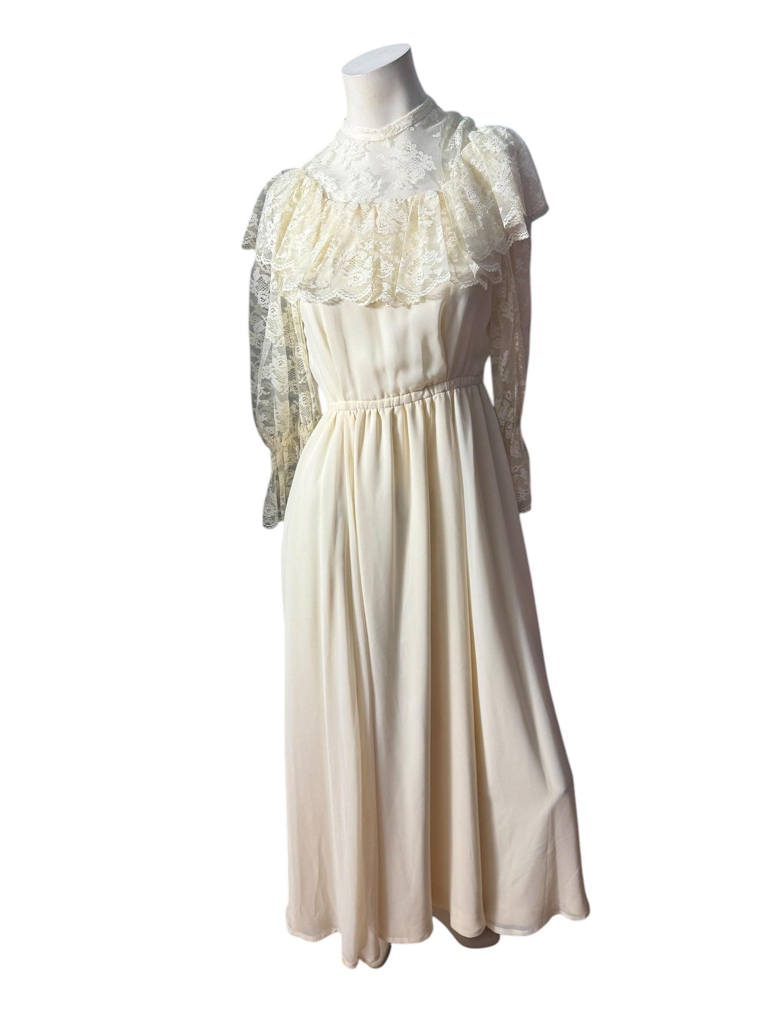 Vintage 70's prairie lace wedding dress S maxi