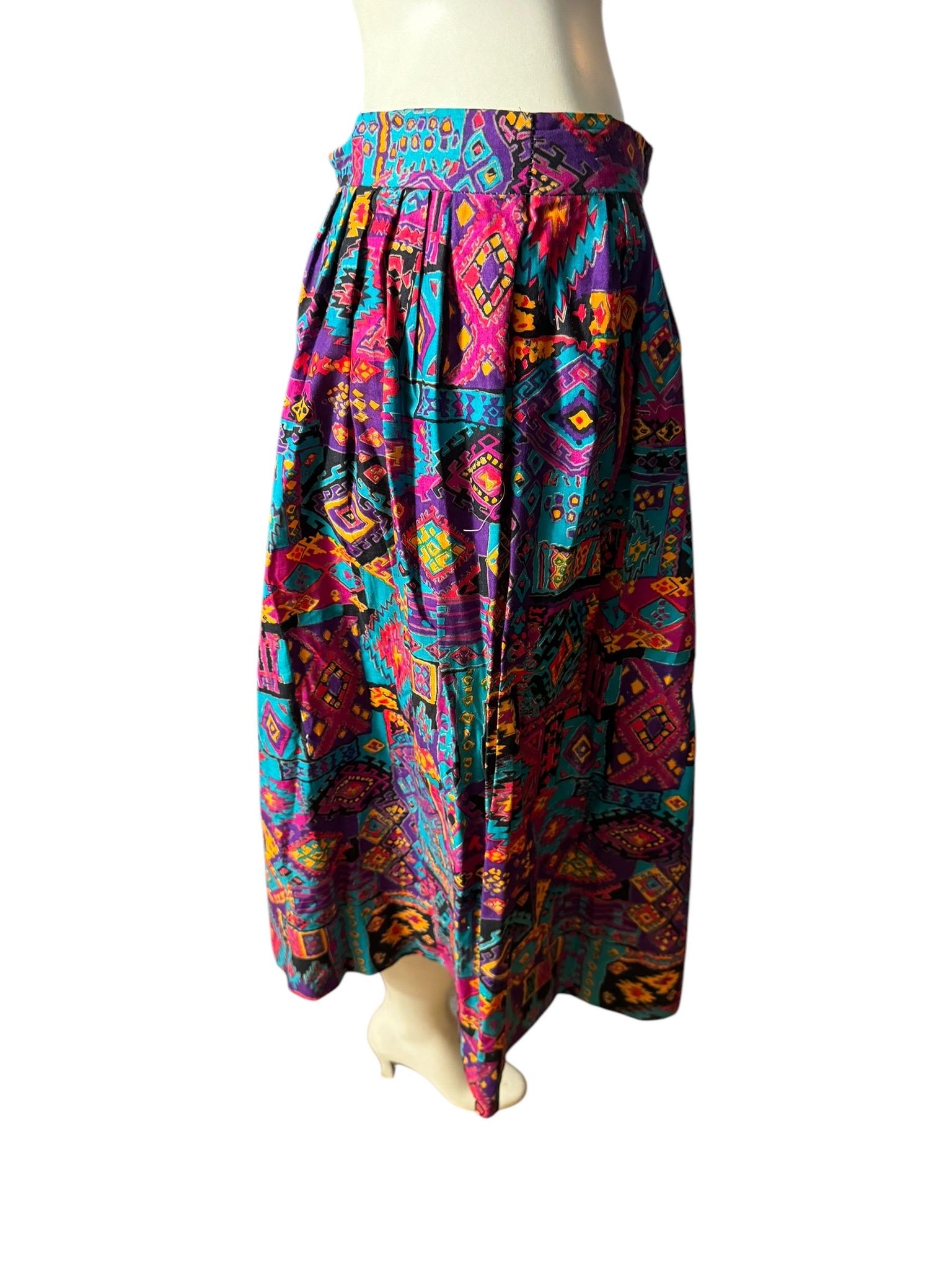 Vintage 80’s Aztec print skirt L