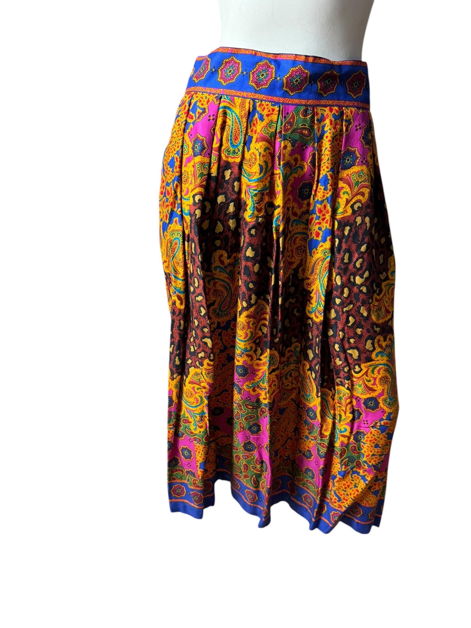Vintage 80's paisley rayon skirt 10 Schrader