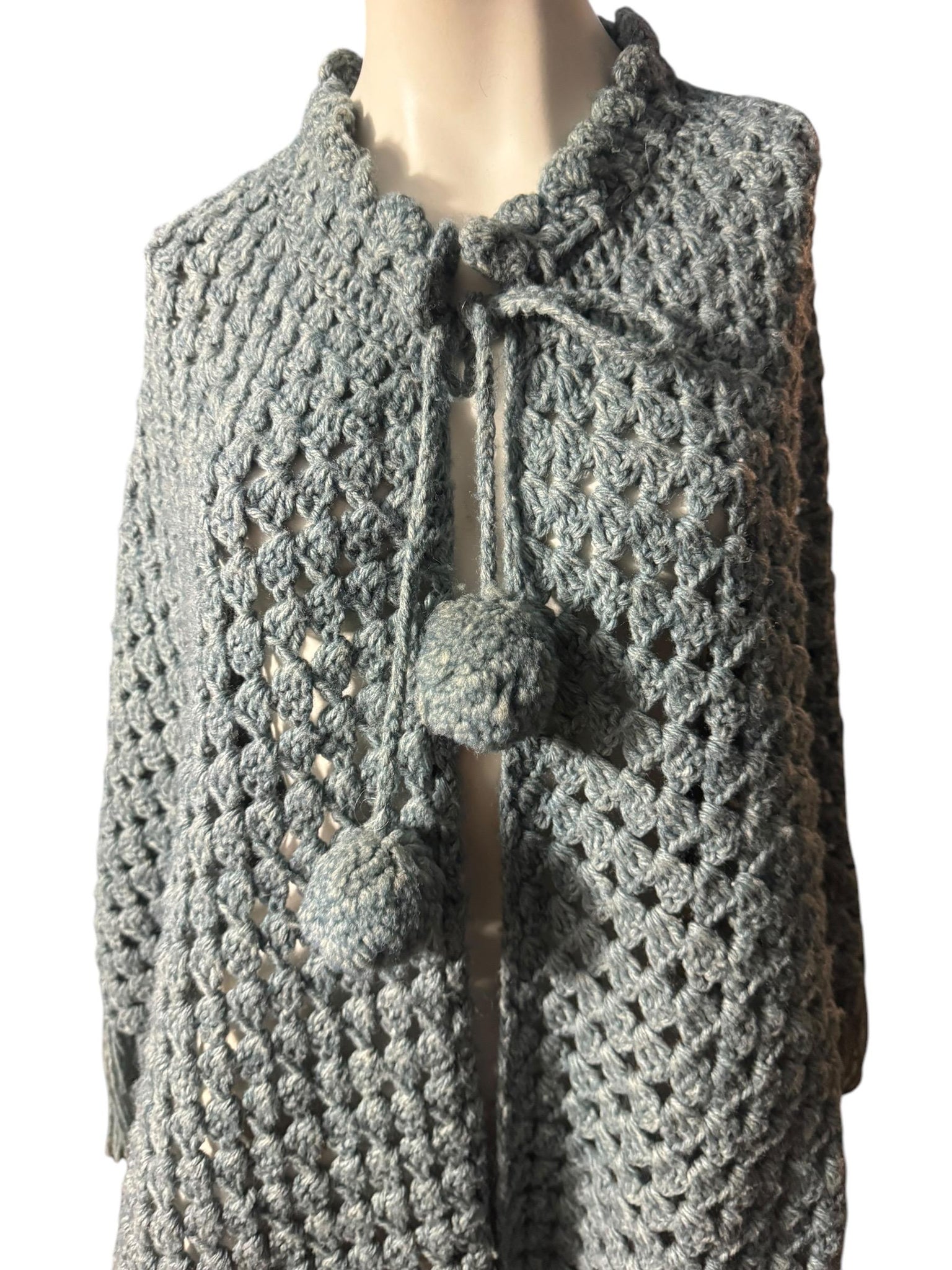 Vintage 70's gray crochet shawl with pom pom tie
