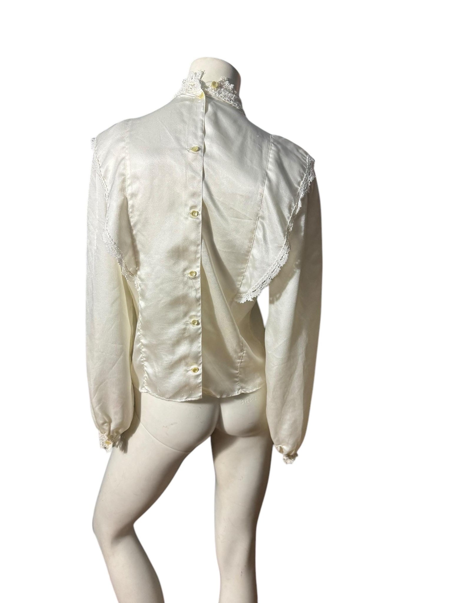 Vintage 80's prairie lace blouse M