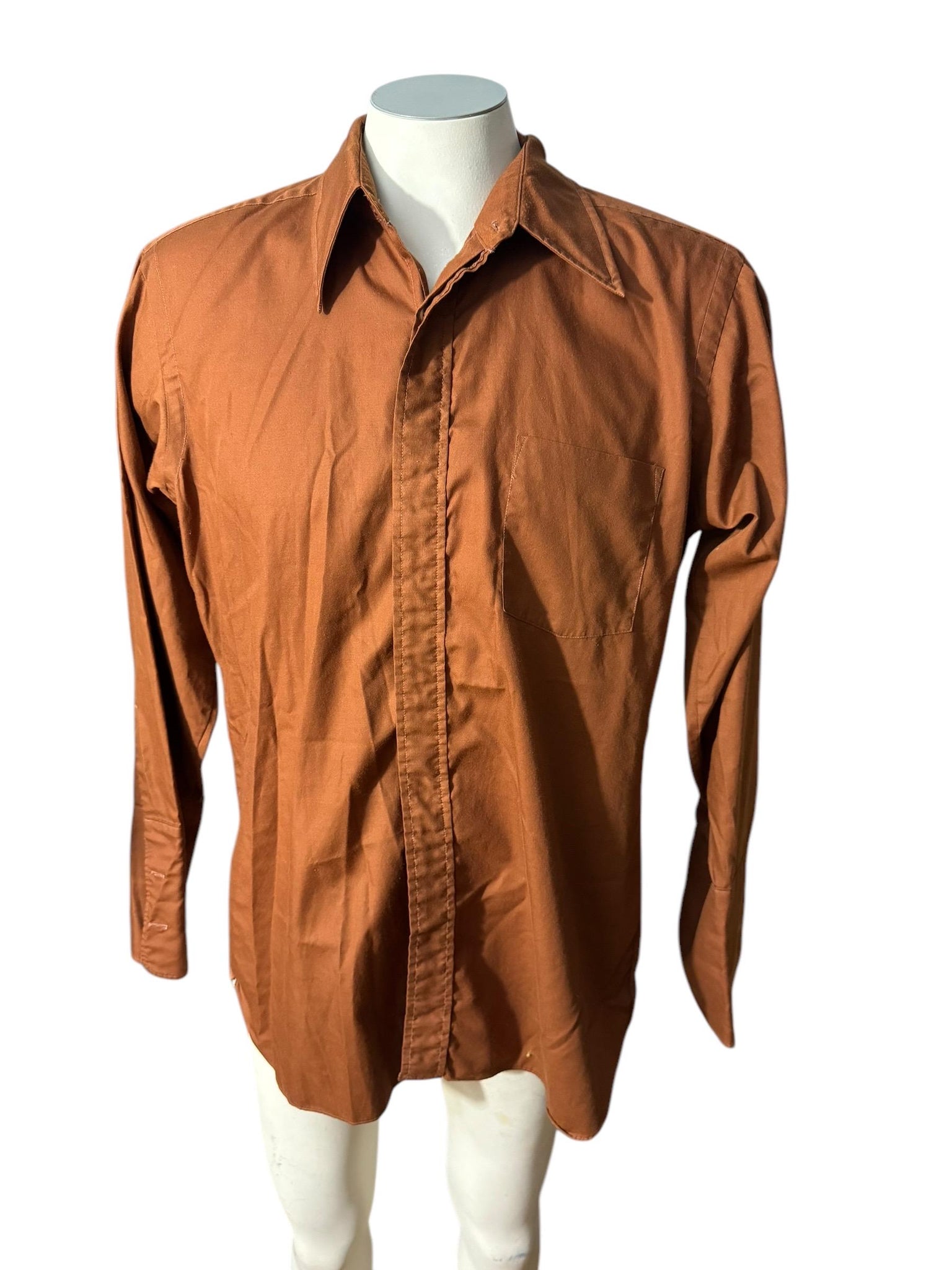 Vintage 70's men's brown dress shirtM Career Club