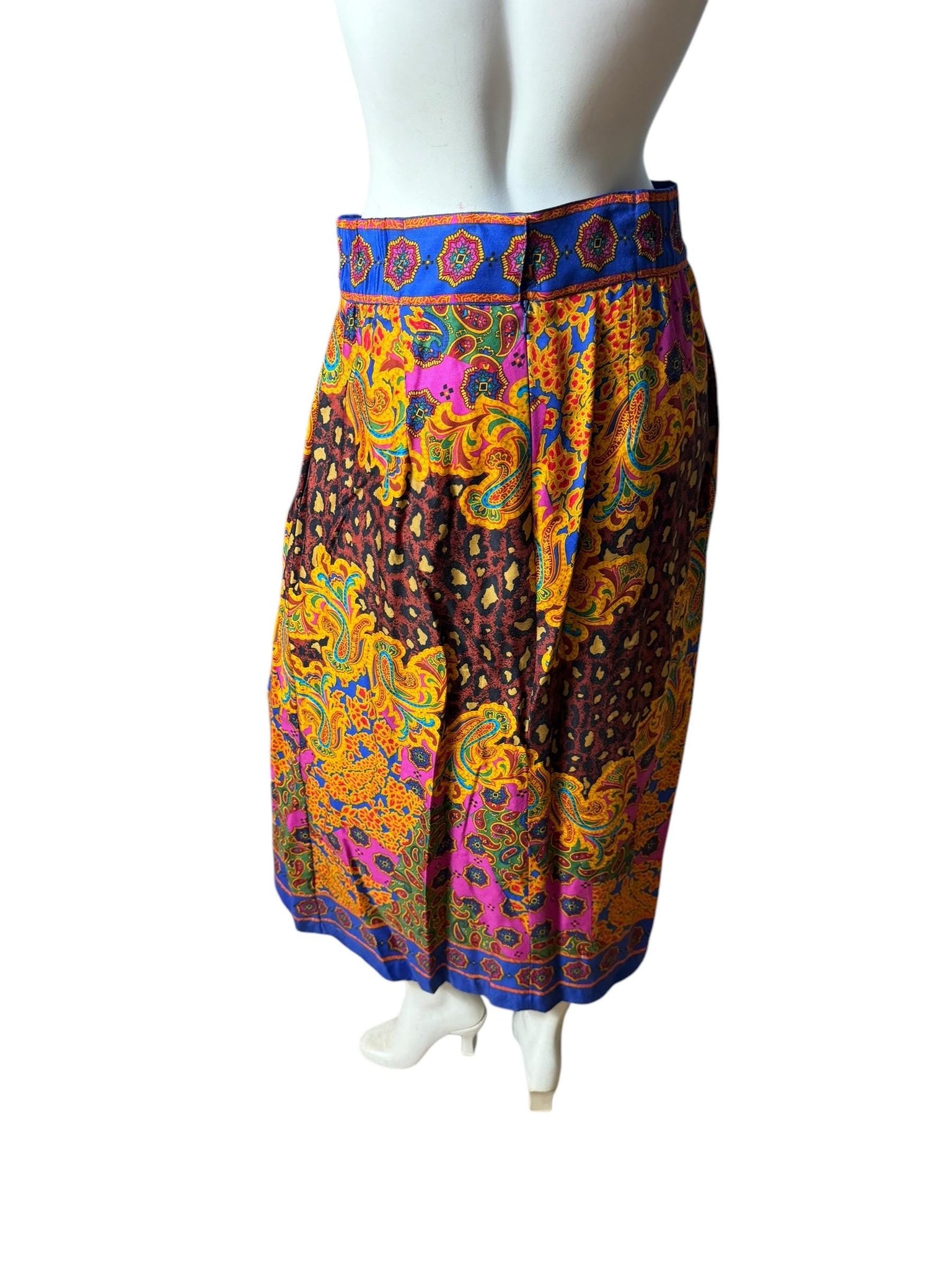 Vintage 80's paisley rayon skirt 10 Schrader