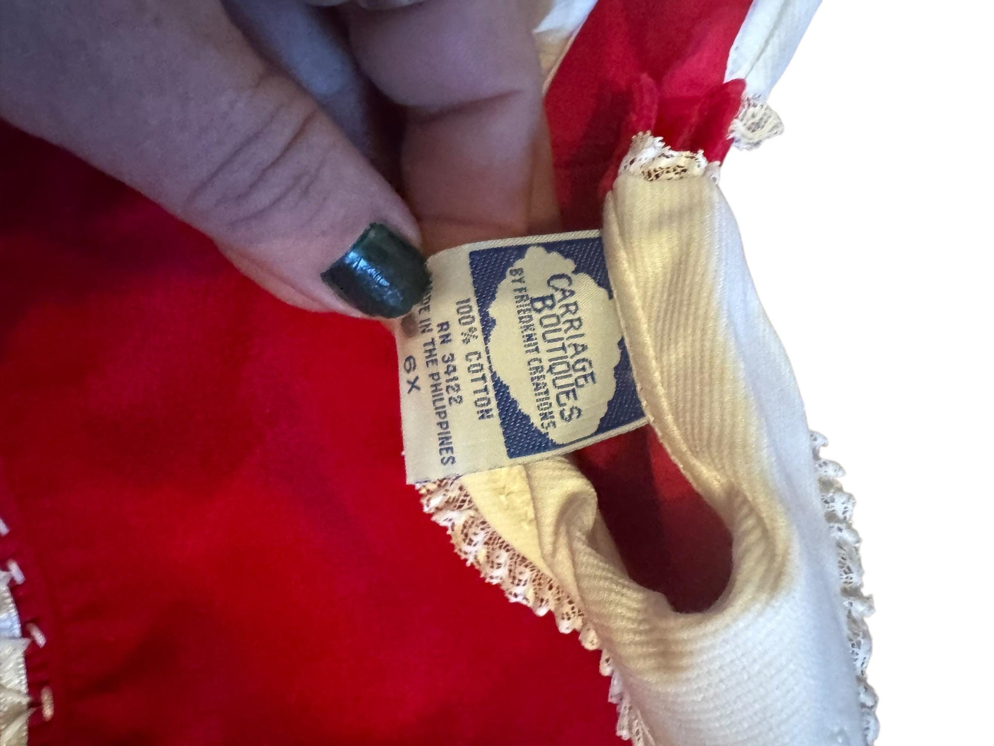 Vintage kid’s Carriage Court red velvet dress 6