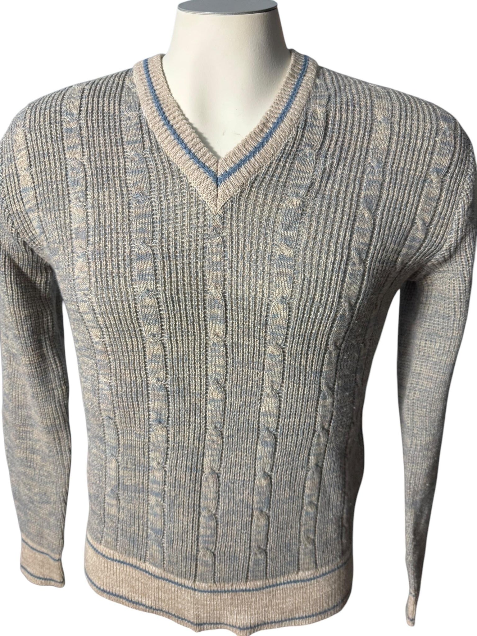 Vintage 70's men's V neck sweater M Kennington