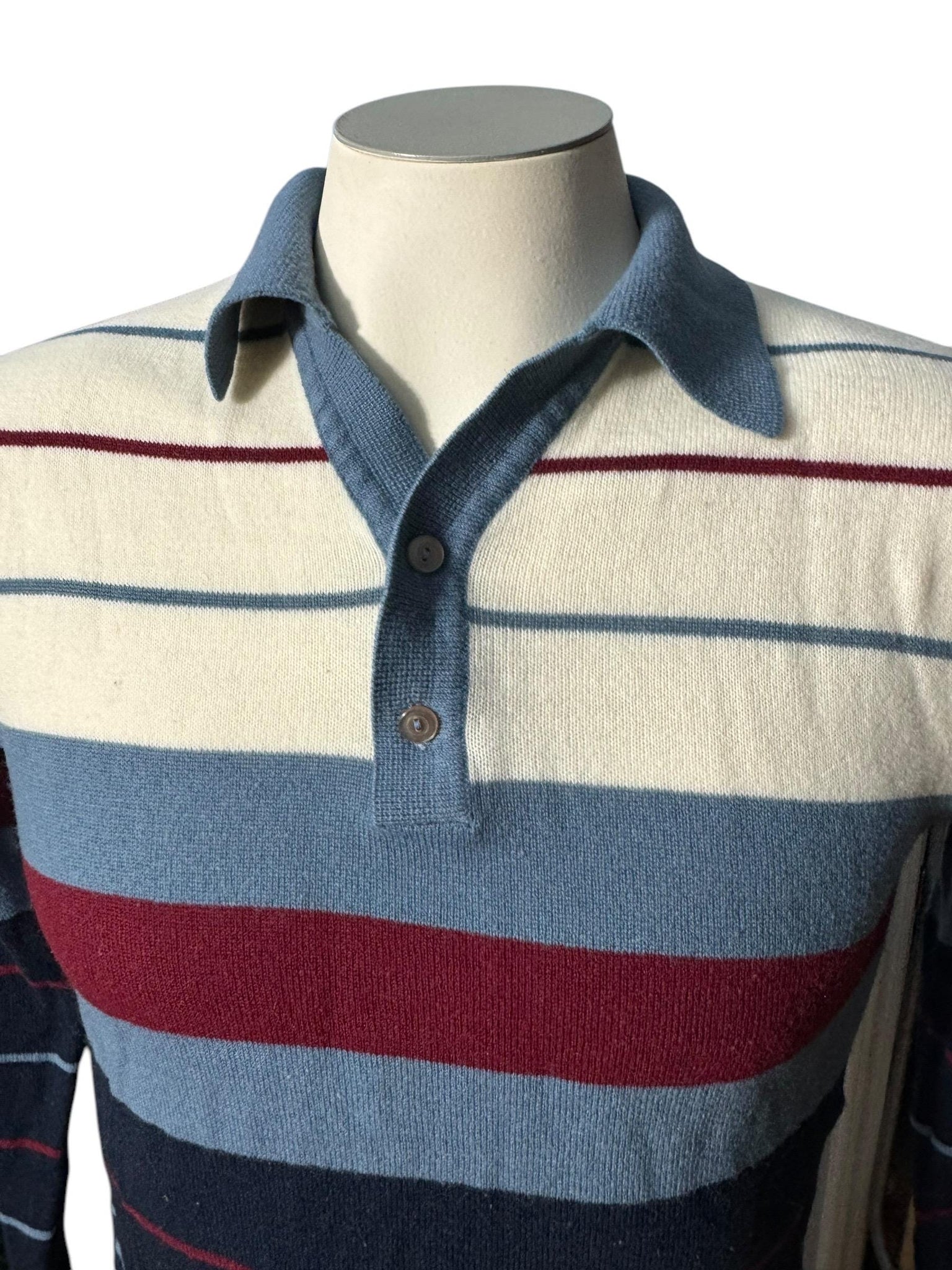 Vintage 70's men's Maison Blanche sweater L