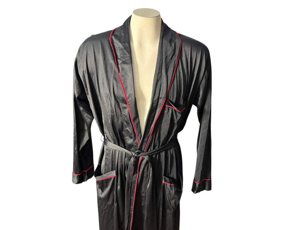 Vintage black & red 70’s men's robe M Munsingwear