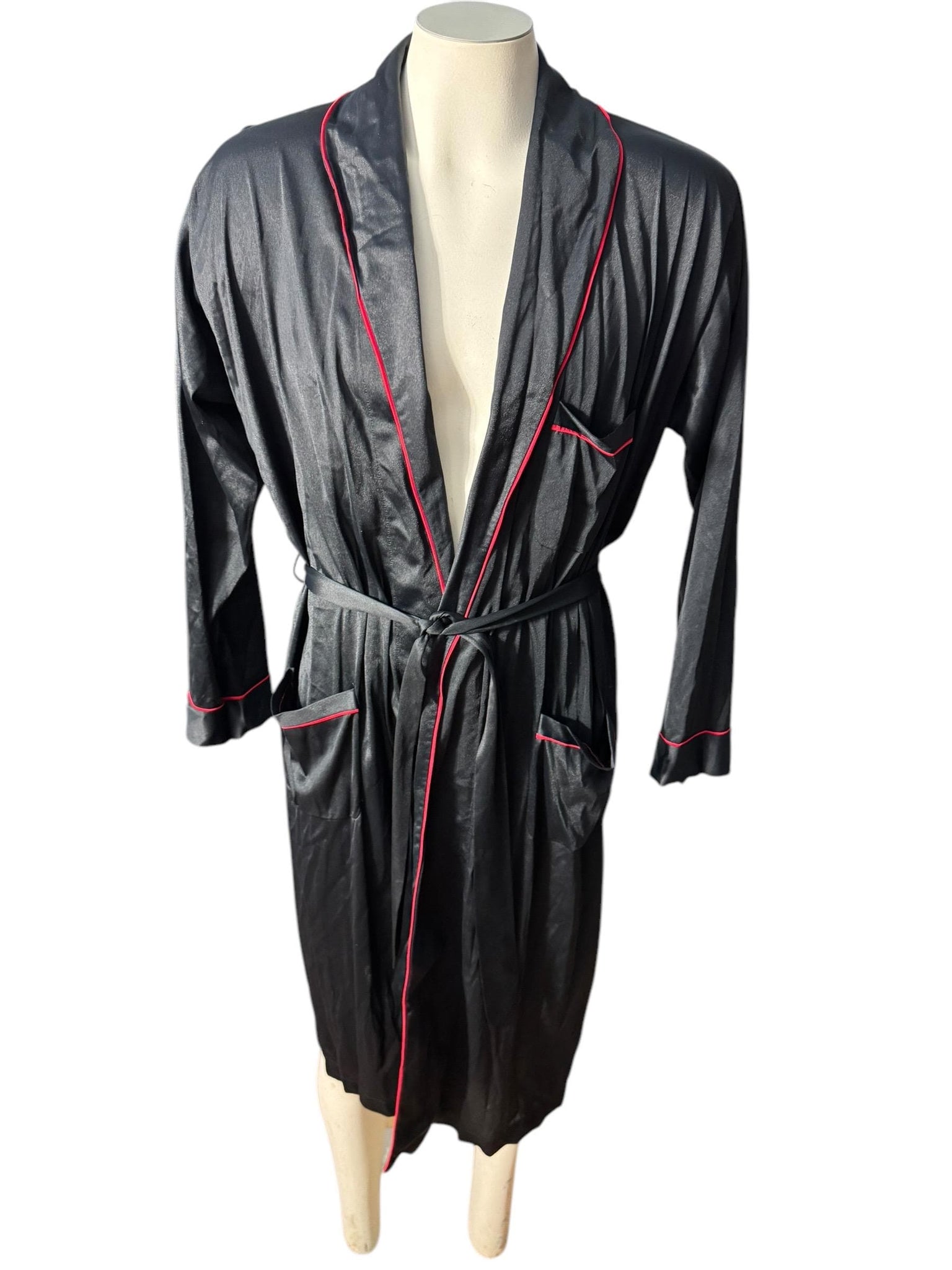 Vintage black & red 70’s men's robe M Munsingwear