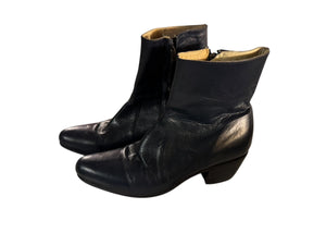 Vintage 70’s navy blue boots M 6 W 7.5