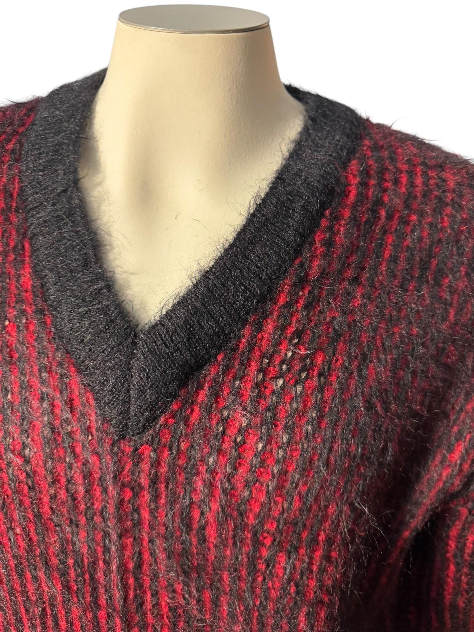 Vintage 60's men's red & black fuzzy sweater M Golden Arrow