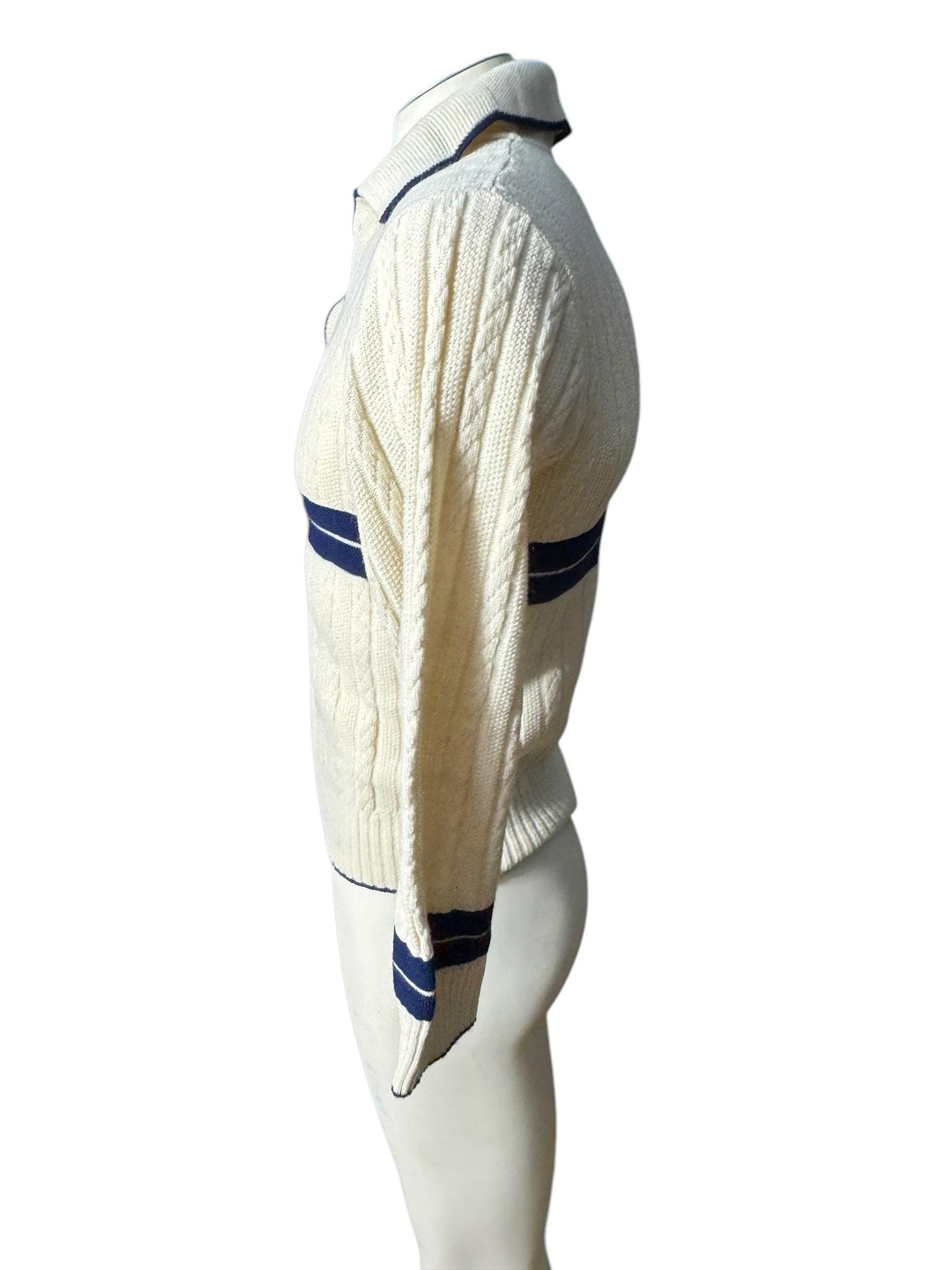 Vintage 70's men's off white & black sweater m