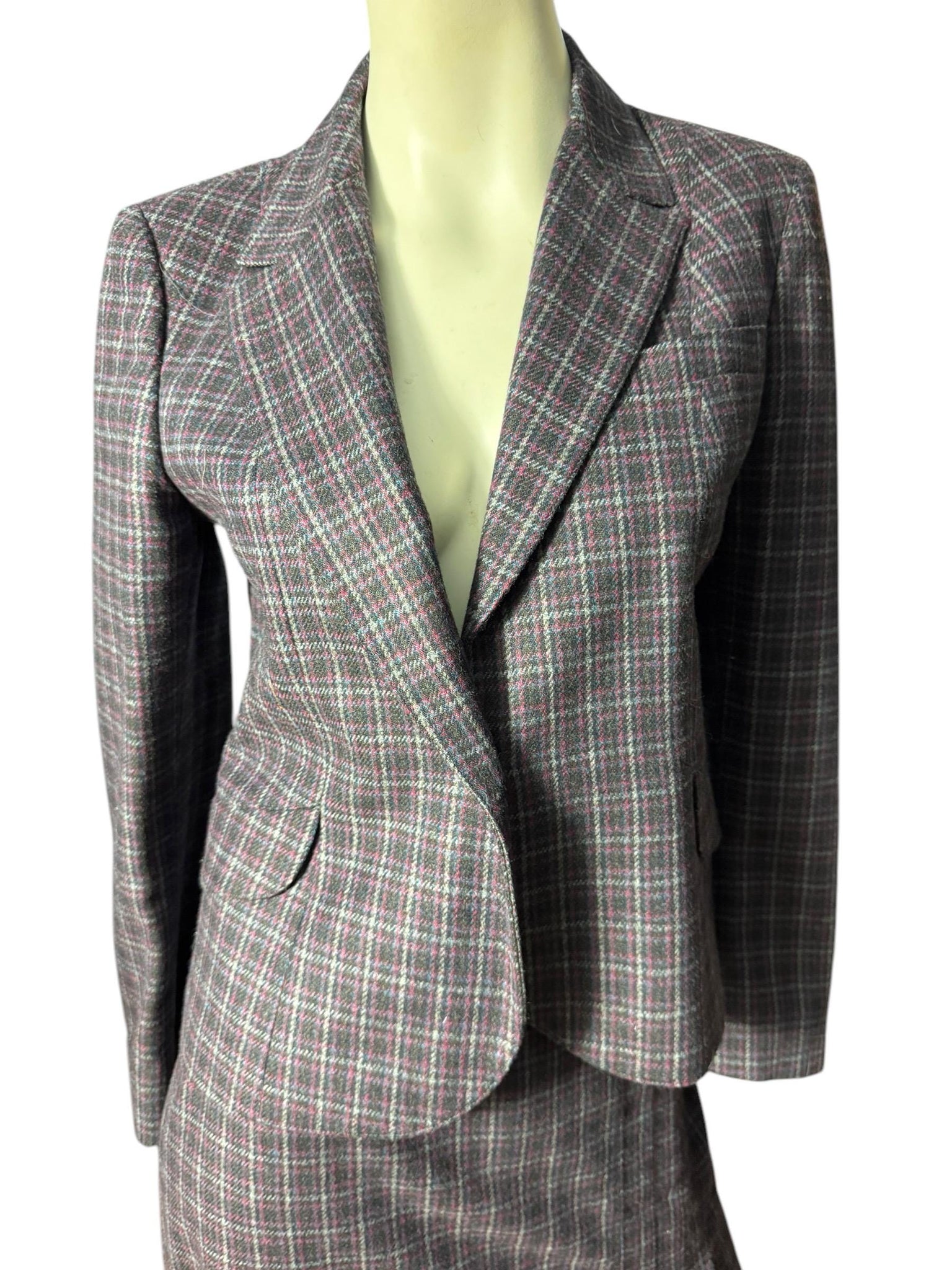 Vintage plaid wool suit M Peabody House