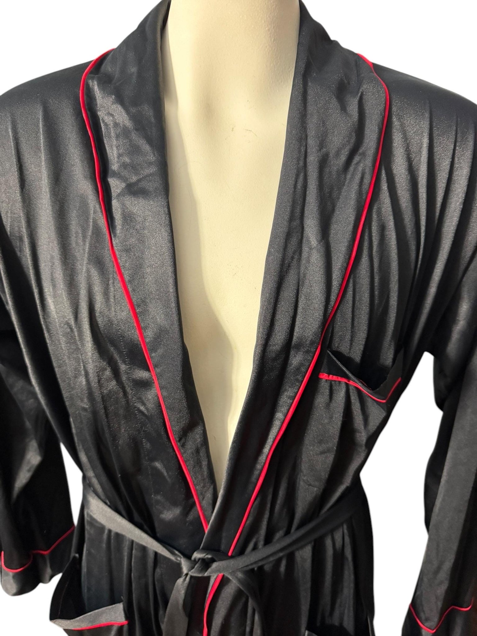 Vintage black & red 70’s men's robe M Munsingwear